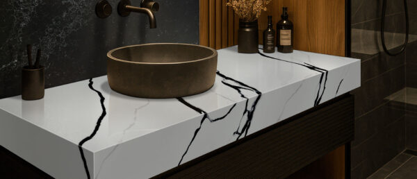 Calcatta Lumanyx Polished