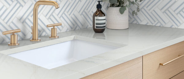 Calcatta Safyra Polished